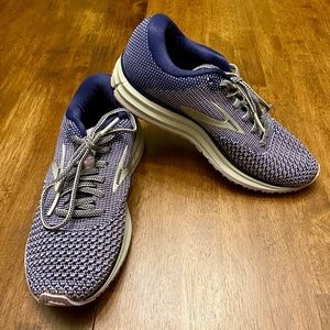 Brooks Revel 2 running shoe